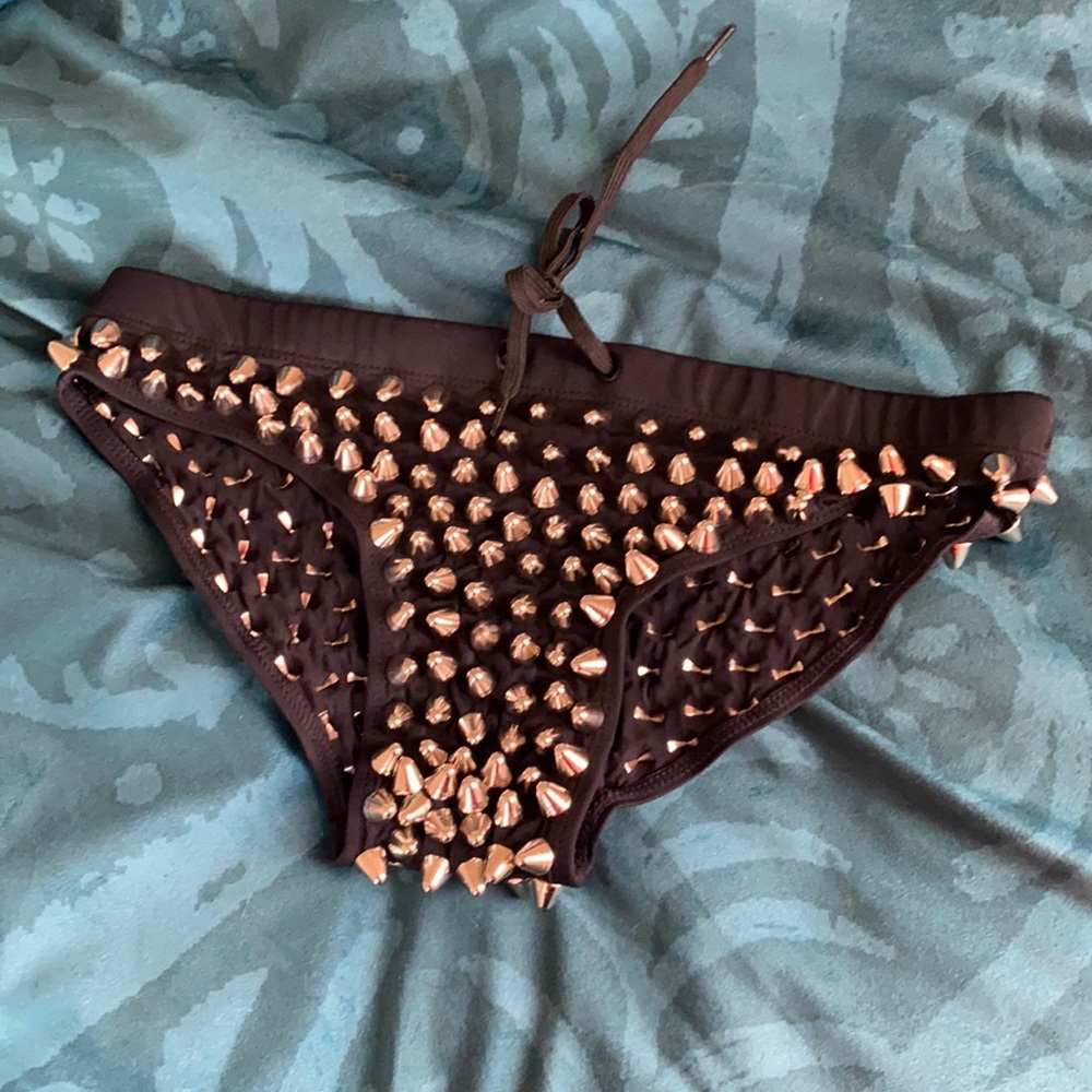 Hercules spiked speedo size M